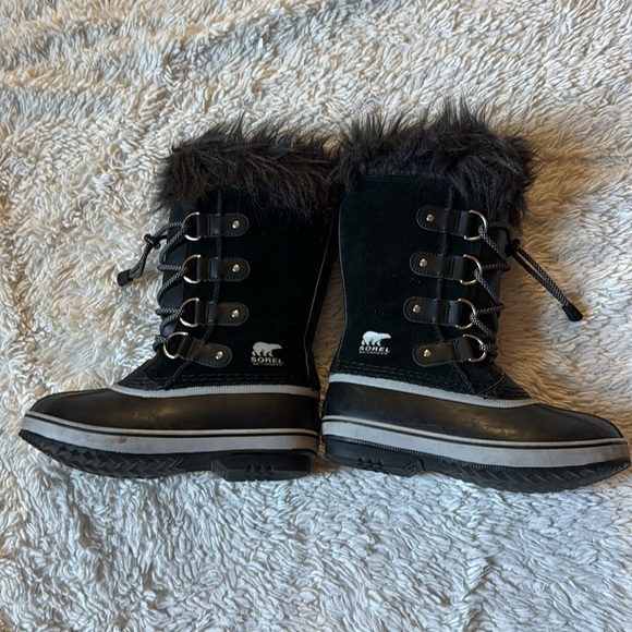 SOREL Kids' Joan of Arctic Insulated Waterproof Winter Boots size 2 - Picture 8 of 16